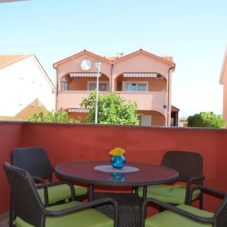 Aurora Apartament