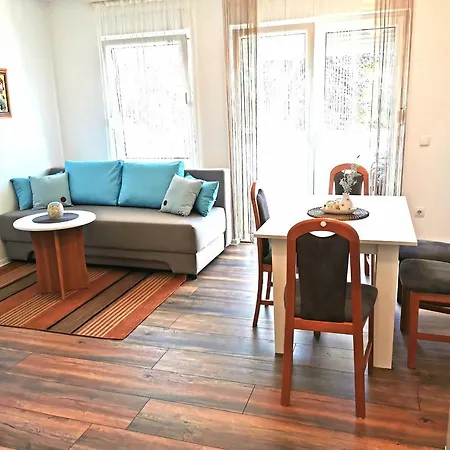 Apartament Aurora Povljana