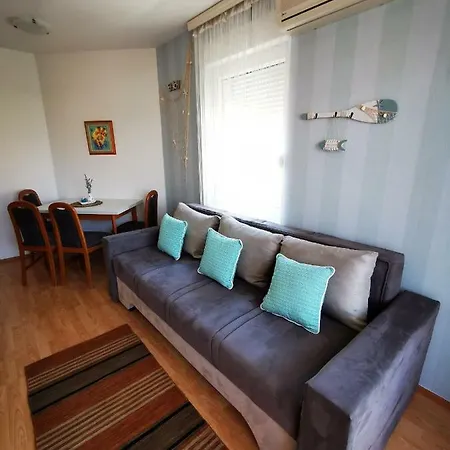 Apartament Aurora Povljana